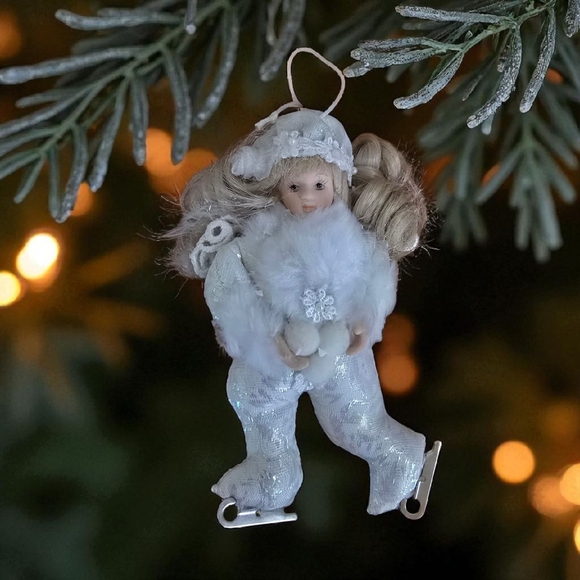 Vintage Other - Vintage Ice Skater Girl Ornament – White Faux Fur & Lace – 6"
